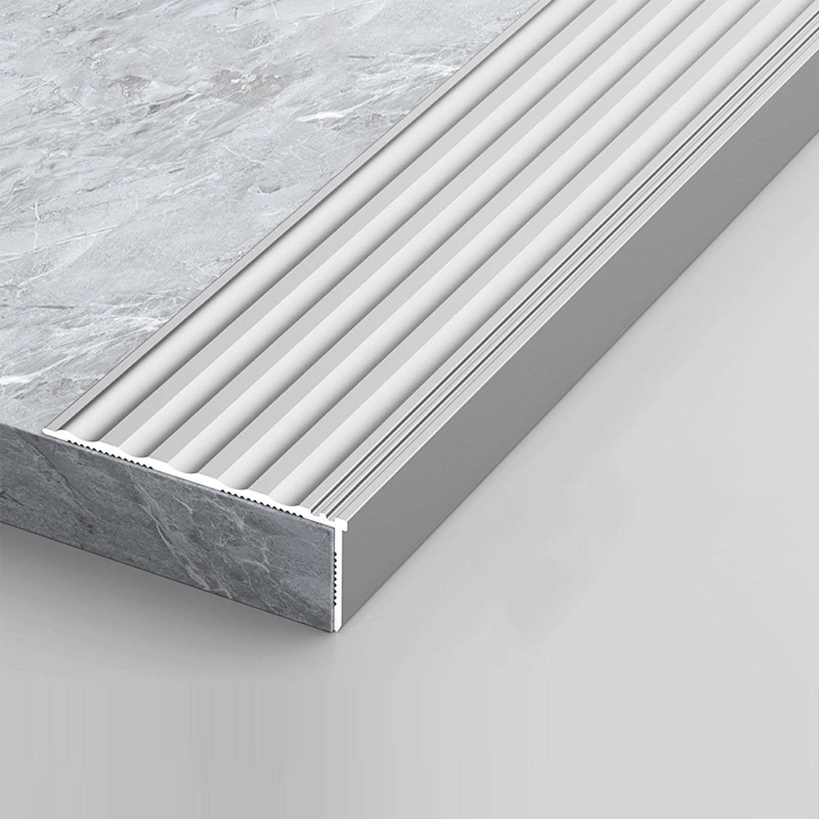 100 cm Protector de Borde de Escalera de Aluminio Marrón Autoadhesivo, 120 cm Perfil de Borde de Escalera de Metal Negro Antideslizante for Interior Exterior(Gray,150cm/59in)