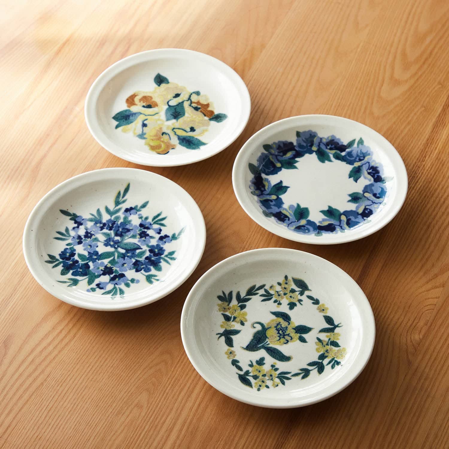 Amazon.co.jp: [ベルメゾン] 小皿 4枚 セット 美濃焼 ヨーロッパ 