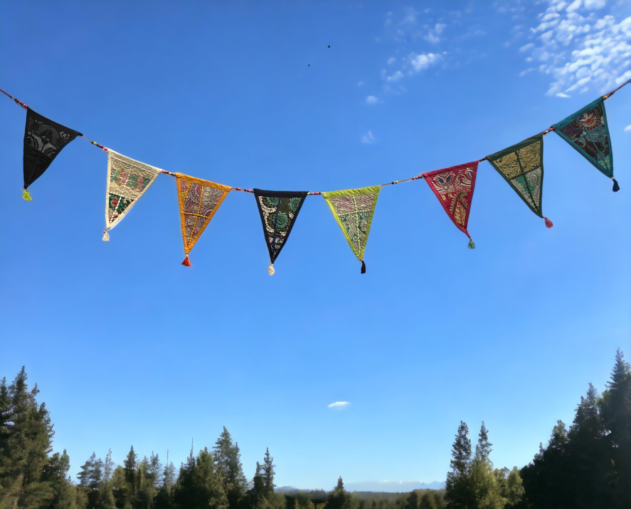 Mango Gifts Hippy Bohemian Flag Bunting Garland Flags Party Banners Decoration Boho Decor 210 cm Length, Multicolour, Perfect for Vibrant Celebrations and Unique Home Decor.