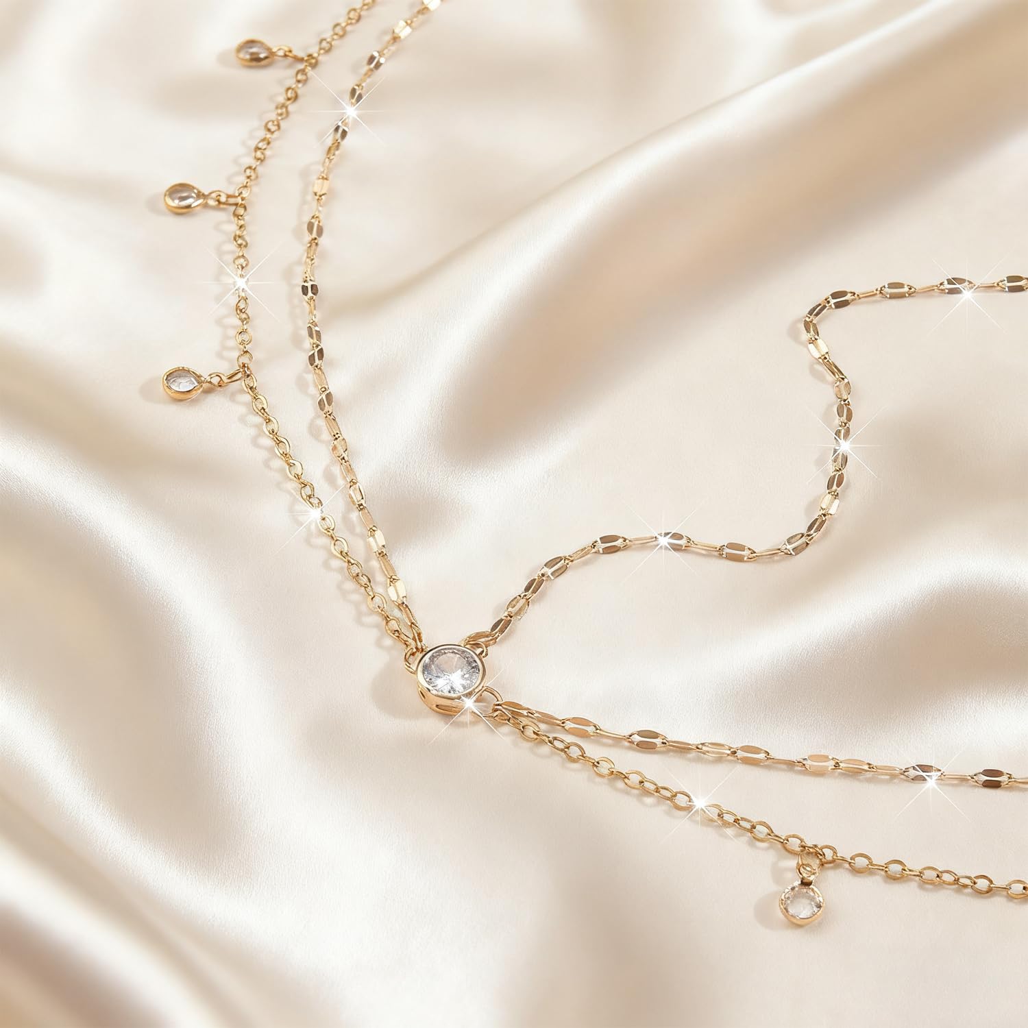 Goldene Haarkette für Frauen - Indisches Stirnschmuck-Pendant, Braut-Haaraccessoire (Goldfarben)