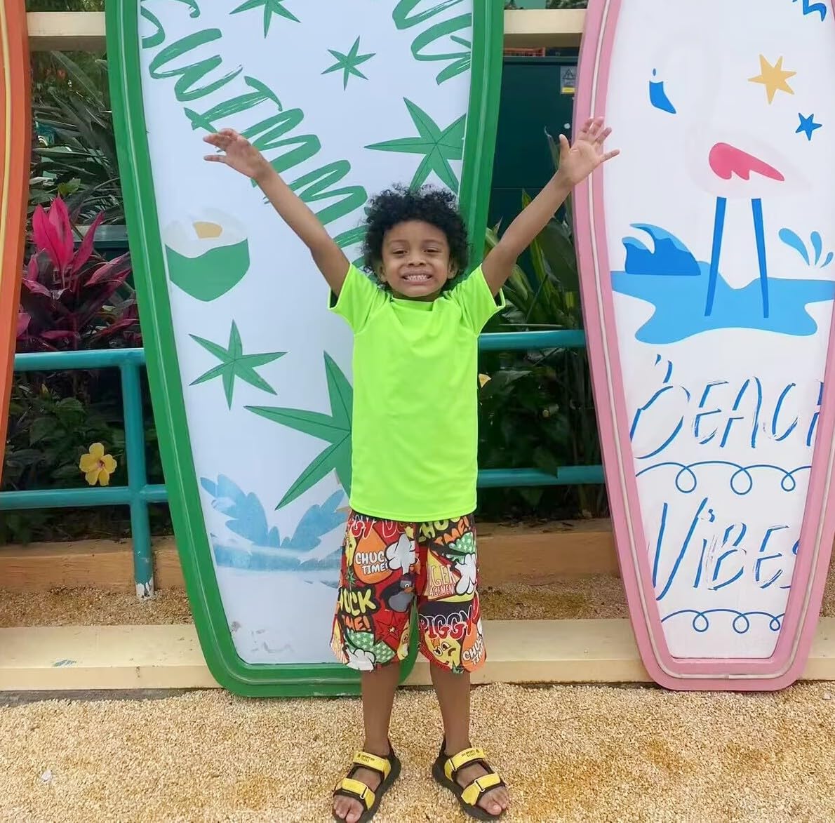 2 Piezas Camiseta Proteccion Solar Niño UPF 50+ Camiseta Anti UV Traje de Baño de Manga Corta Rashguard Secado Rapido para Natacion/Piscina/Playa