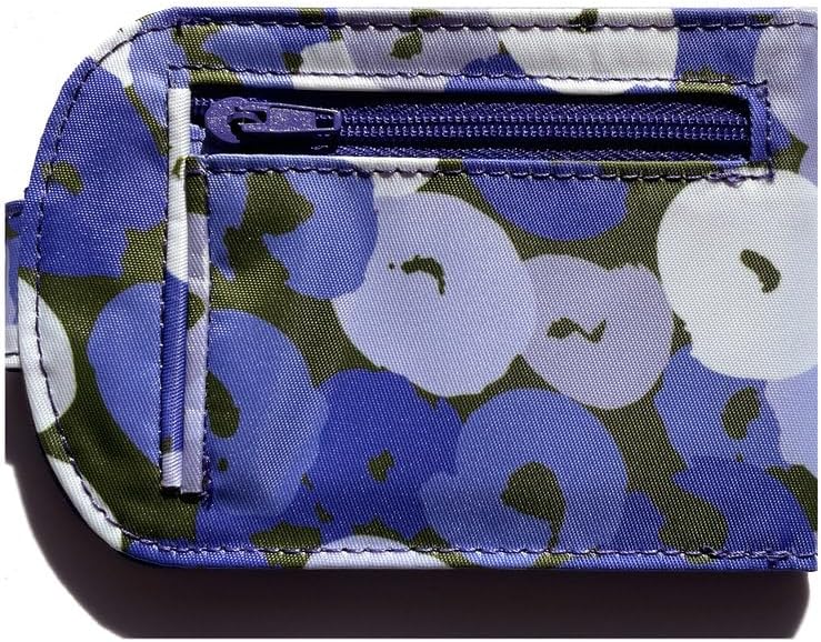 Big Skinny Women's Taxicat Bi-Fold Slim Wallet, Holds Up to 25 Cards - Image 2