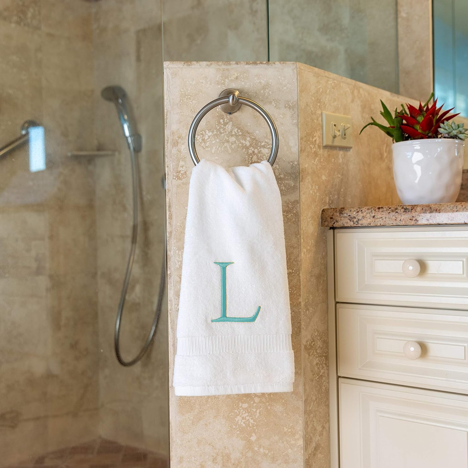 Toalla de mano de baño verde azulado y blanco, con monograma, toalla bordada decorativa de calidad de hotel para tocador, spa, certificado GOTS orgánico, juego de 2 letras L