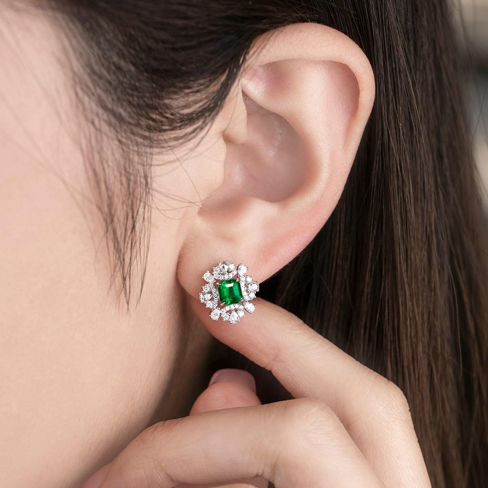 Pendientes de tuerca de oro blanco de 9K/14K/18K cultivados en laboratorio para mujer, aretes de copo de nieve con esmeralda creada de 1,21 quilates y moissanitas de oro real