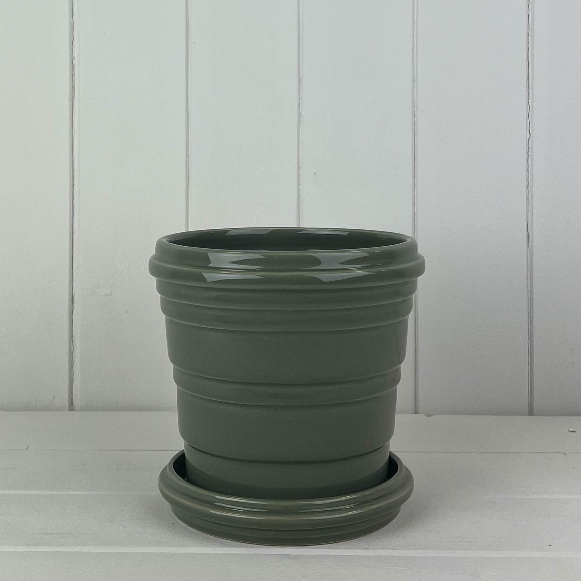 Fyne-Finds Green Ceramic Plant Pot & Saucer 16Cm, 6Inch Sage Pot Ribbed Indoor Gloss Glazed Ribbed Planter