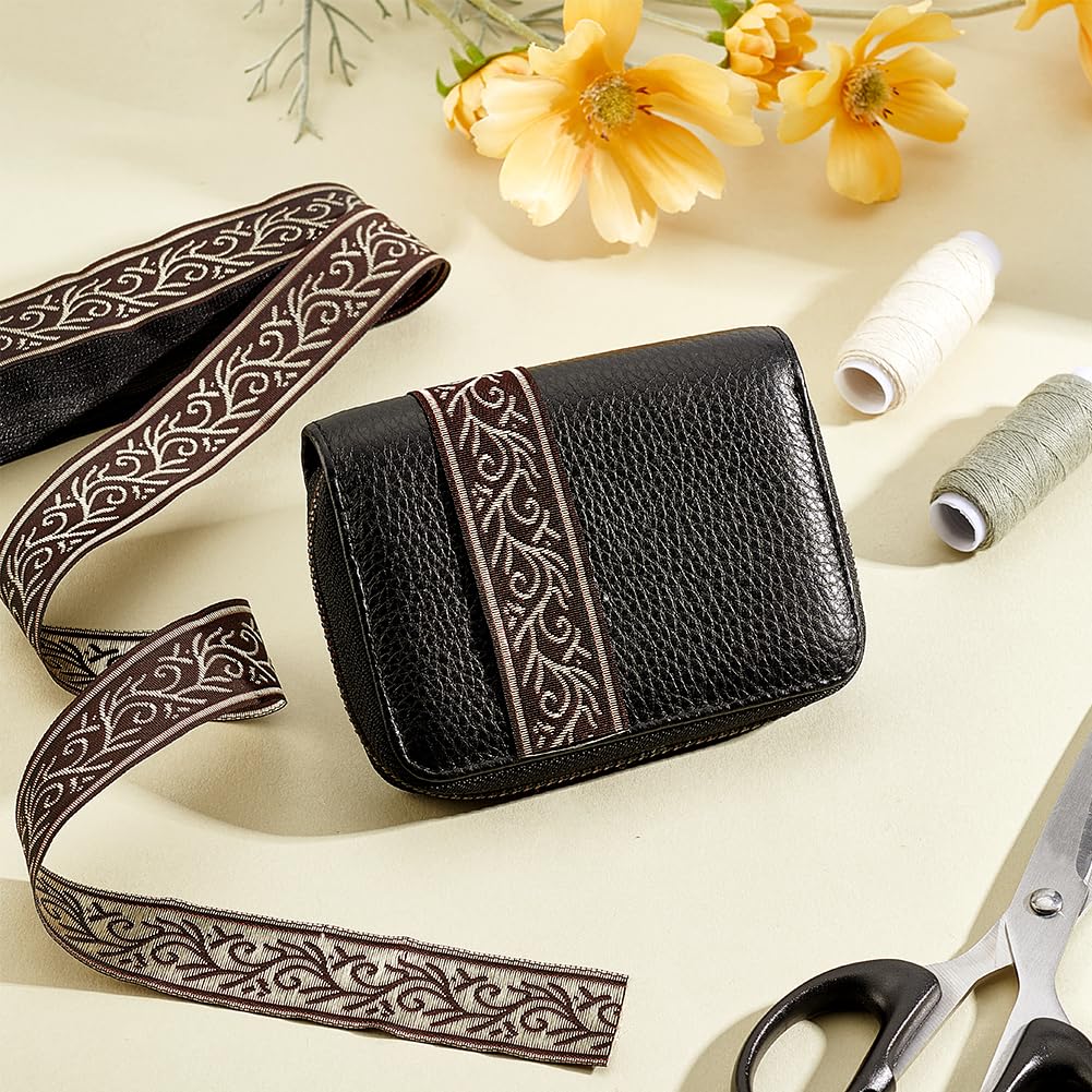 Nastro jacquard NATIVE AMERICAN E-01-D in poliestere intrecciato, larghezza 7/8 (22 mm), nero con bordo bianco, motivo a X blu e rosso - Italia