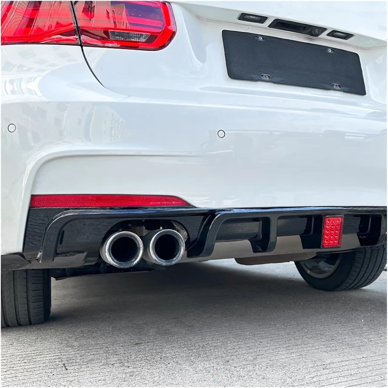 BMW 3 シリーズ F30 F31 リアバンパーリップディフューザーサイド 