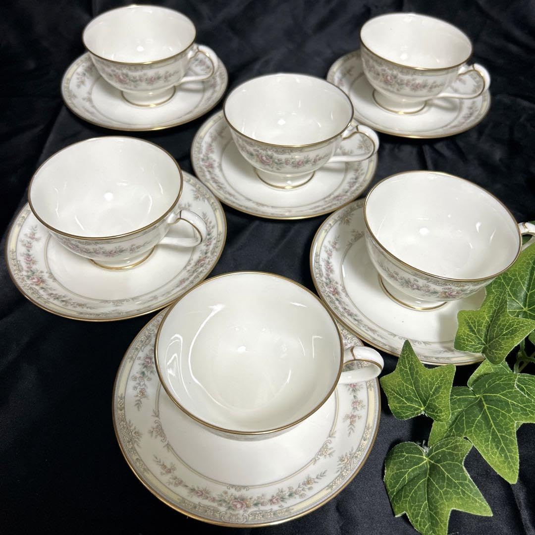 希少☆ノリタケ アフロディーテ 旧シリーズ ボーンチャイナ カップ&ソーサー 希少☆ノリタケ アフロディーテ 旧シリーズ ボーンチャイナ カップ