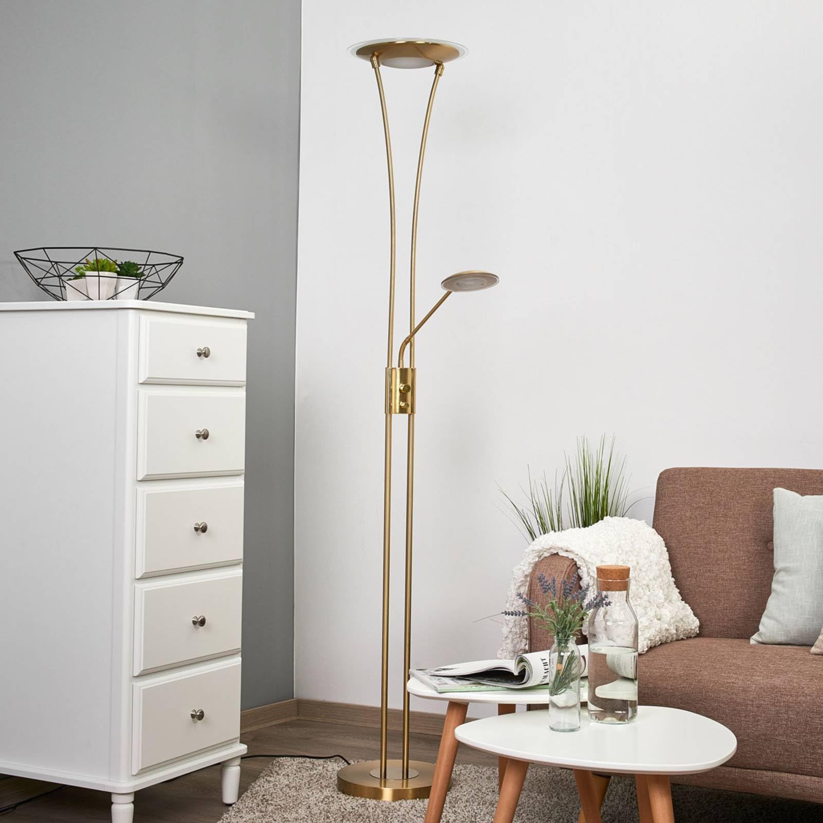 Lindby LED Lámpara de pie Eda (Moderno) en Dorado hecho Metal e.o. para Salón & Comedor (2 llamas, lámpara,