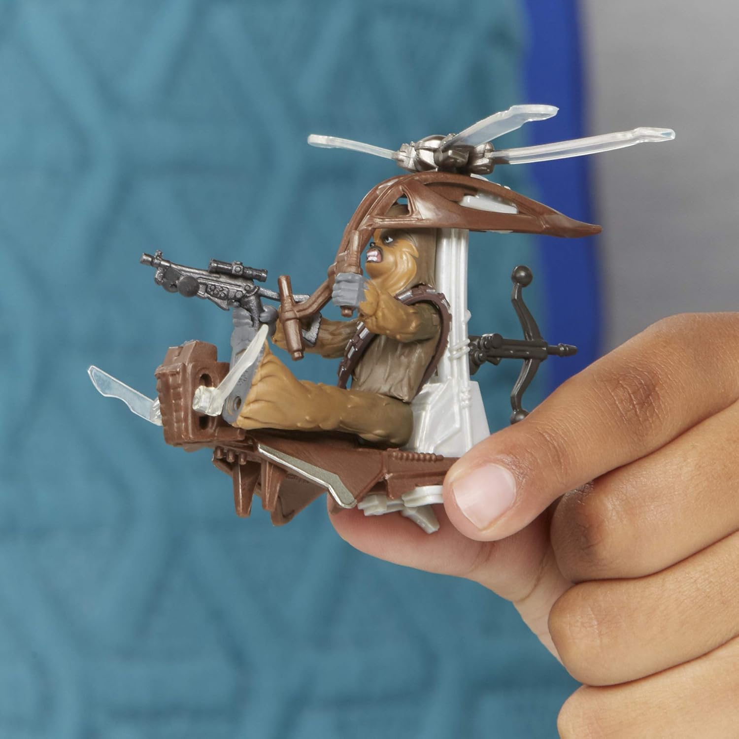 STAR WARS Mission Fleet Gear Class Chewbacca Beachfront Barrage 2.5-Inch-Scale Figure and Vehicle, Toys for Kids Ages 4 and Up