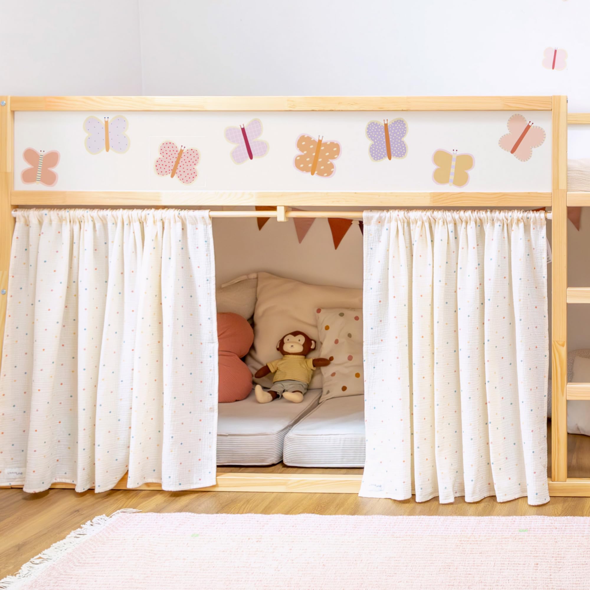Vorhangset für IKEA KURA Bett - Pünktchen, Leiterseite | Vorhangstange aus massivem Kiefernholz + 2 Vorhänge aus 100% Baumwolle · macht das Bett zur Kuschelhöhle