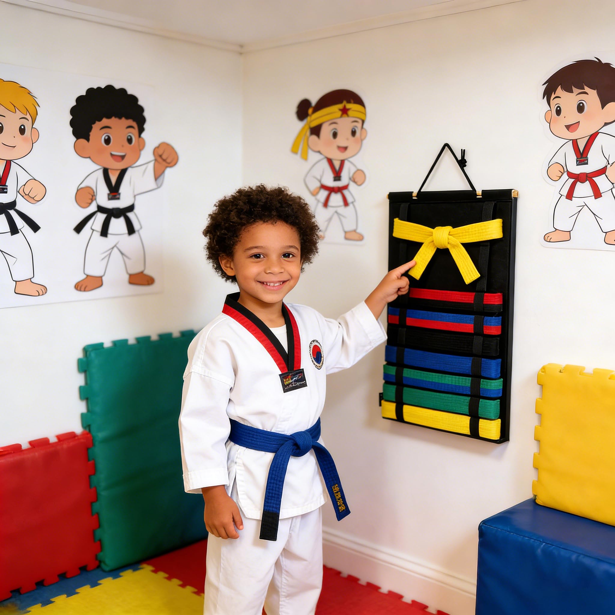 Espositore Per Cintura Da Karate, Da Appendere Alla Parete, Espositore Per Cintura Per Taekwondo Con 12 Cinture, Attrezzatura Per Studenti e Appassionati Di Taekwondo (Senza Cinture)