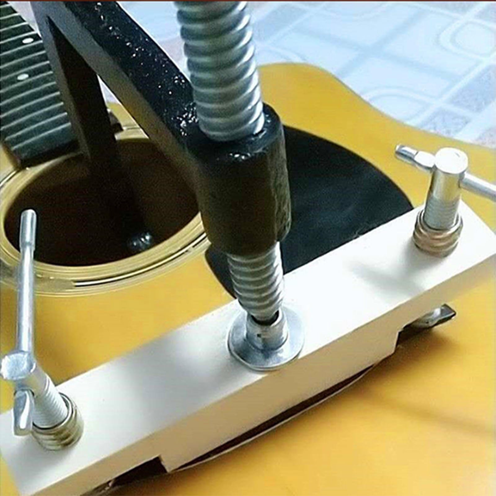 Buenas abrazaderas de puente de guitarra acústica de repuesto para mejorar el sonido