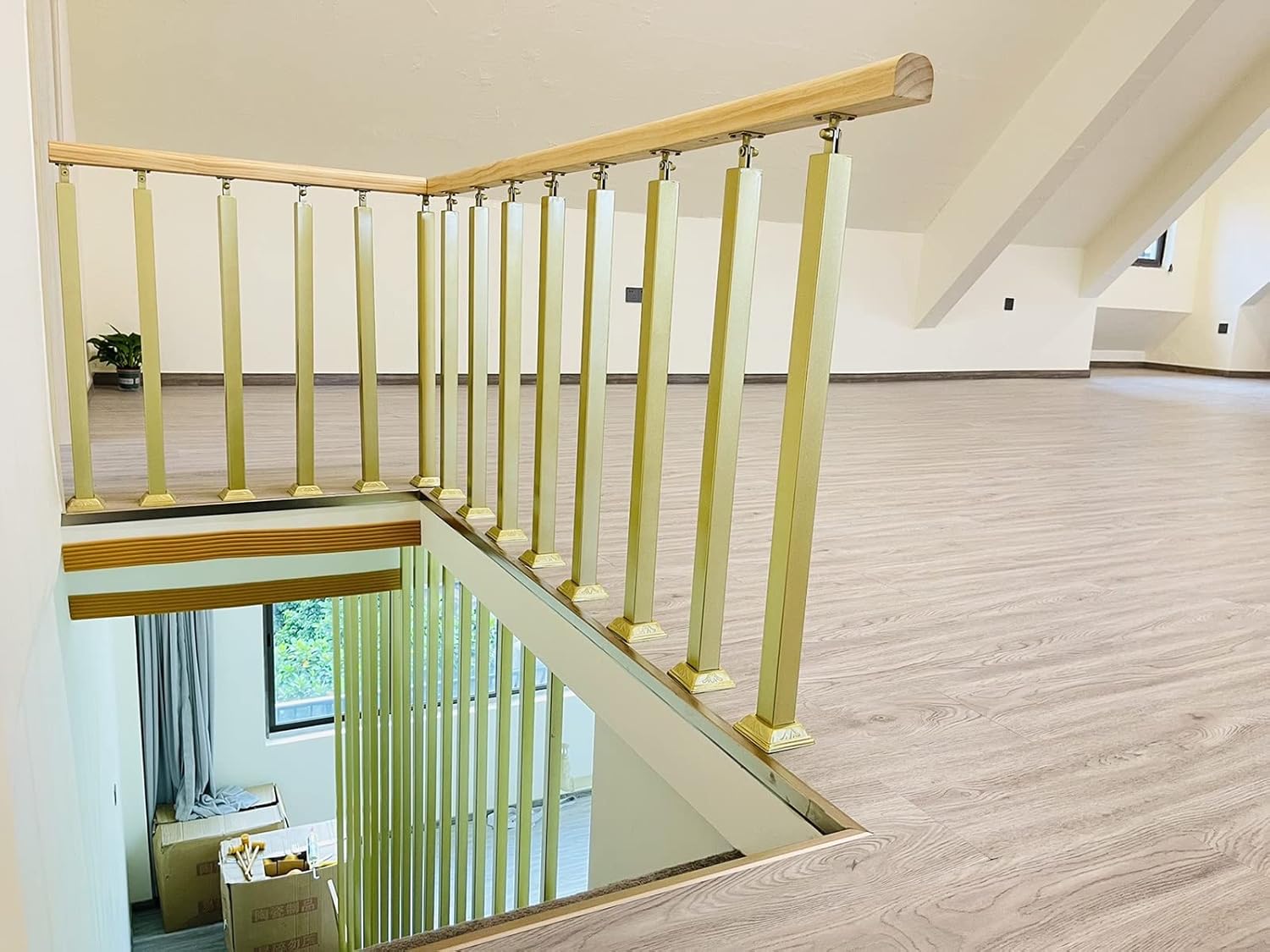 Floor Standing Stair Platform Balusters Post Kits, 33.4in /35.4in /37.4in /39.3in Height, Metal Iron Interior Railing Spindles Pillar, Attic/Villa/Office