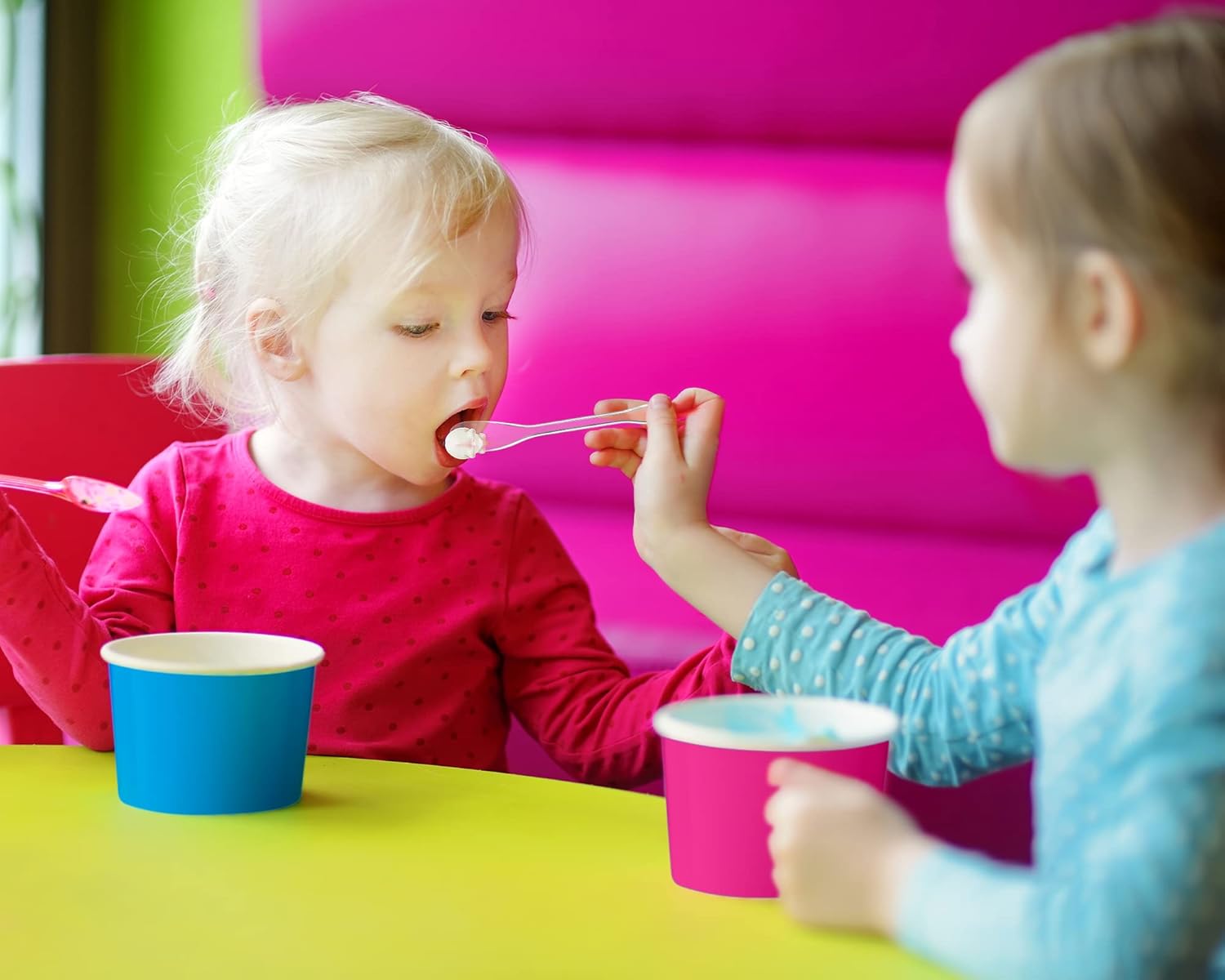 Boao 100 Set 5 oz Ice Cream Cups with Spoons Disposable Paper Sundae Dessert Bowls Summer Party Supplies (Colorful Style)