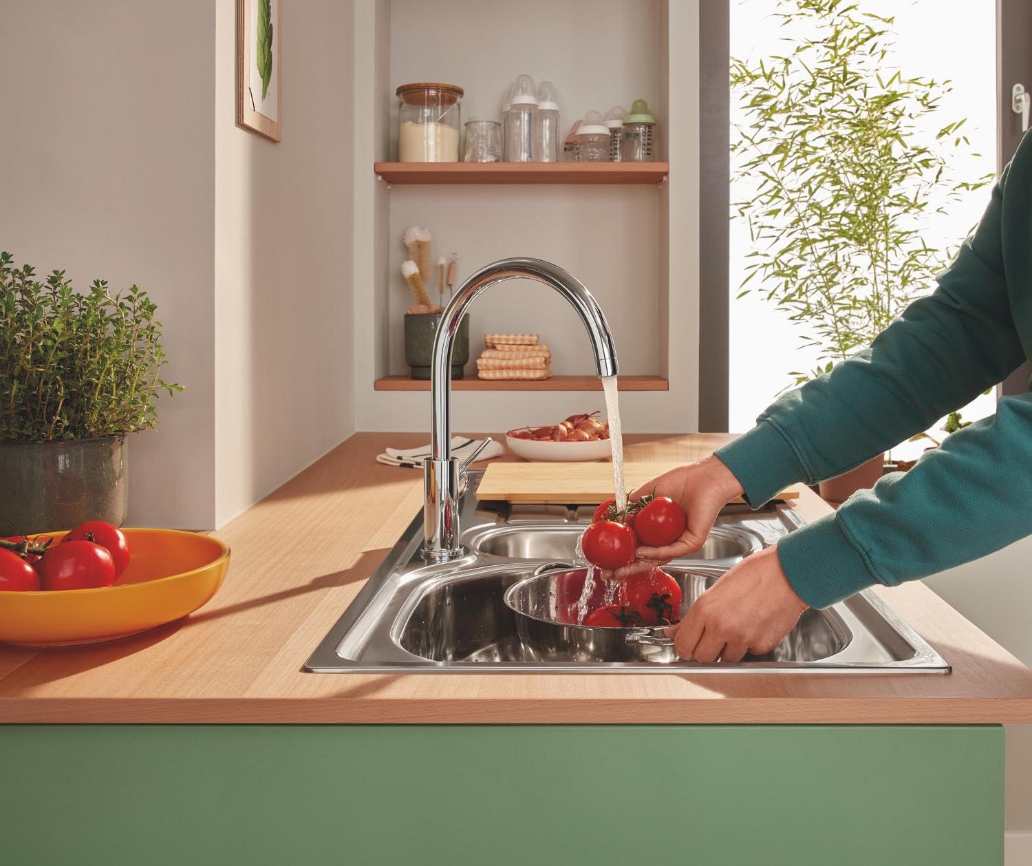 GROHE Start Classic 31553001 - Rubinetto monocomando per lavello (beccuccio C, angolo di rotazione 360°, collegamento flessibile, con strumento di montaggio), cromato