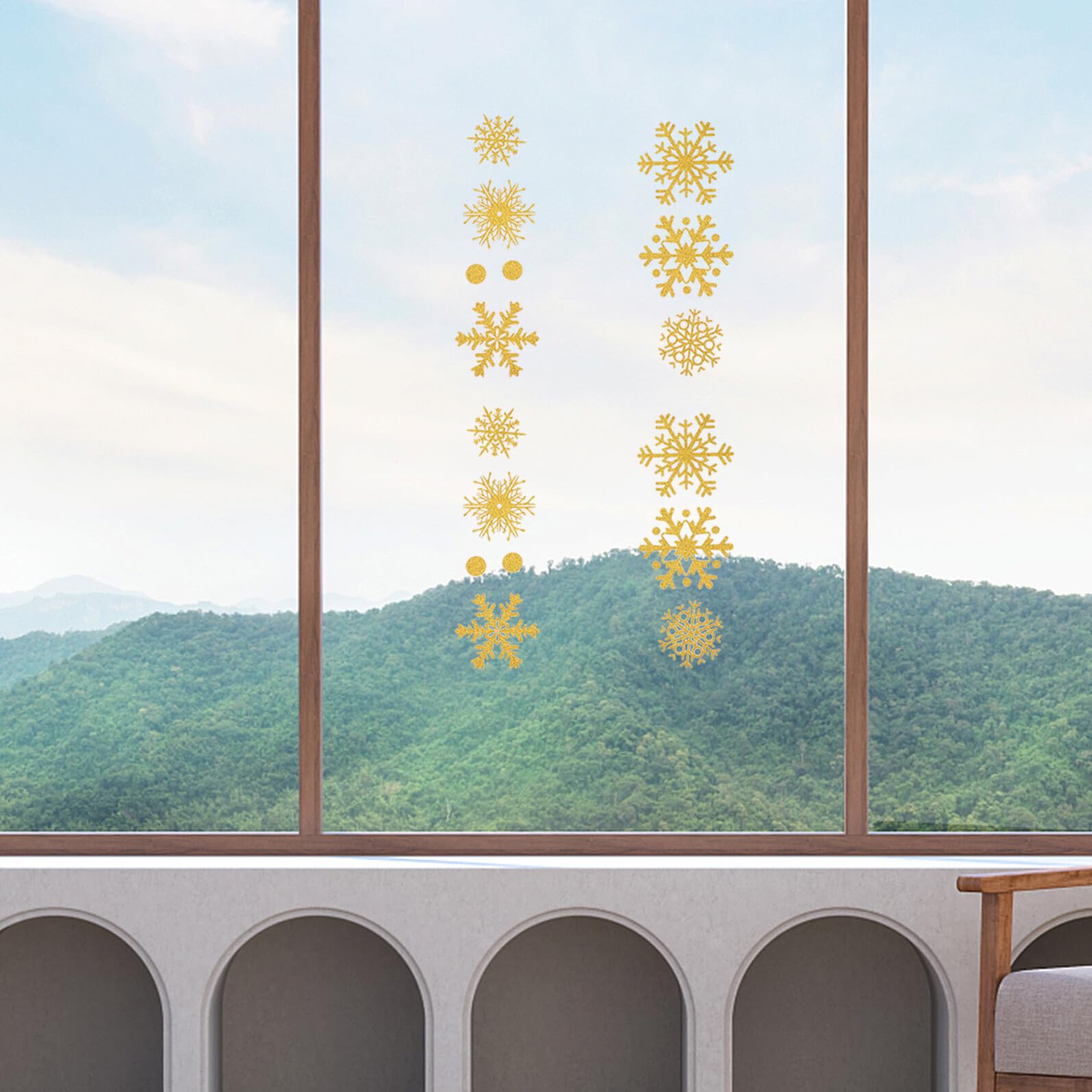 27 Stück Kreative Weihnachtsfensteraufkleber aus Pvc Schneeflockenartig für Restaurants und Schaufenster