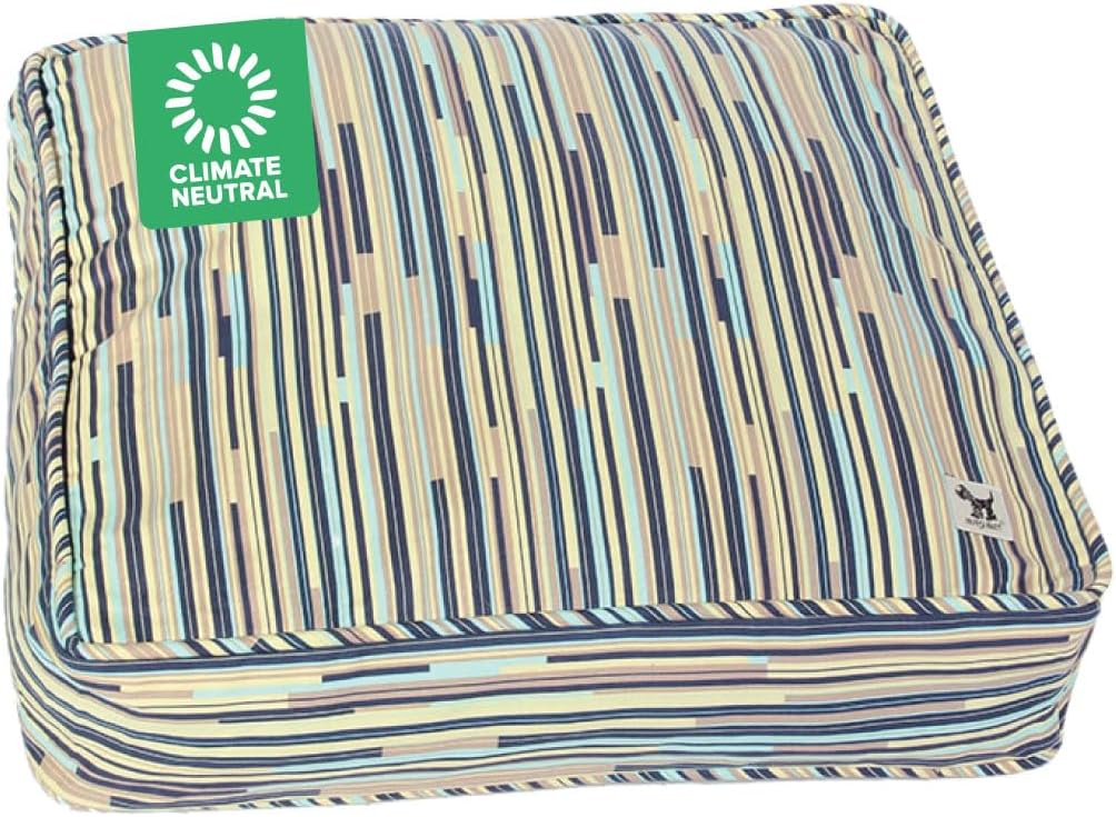 Molly Mutt Petite Dog Duvet Cover - Square - I Don't Like Mondays Print - Measures 20’’x20’’x4’’ - 100% Cotton - Durable - Breathable - Sustainable - Machine Washable Dog Bed Cover - Pre-Shrunk