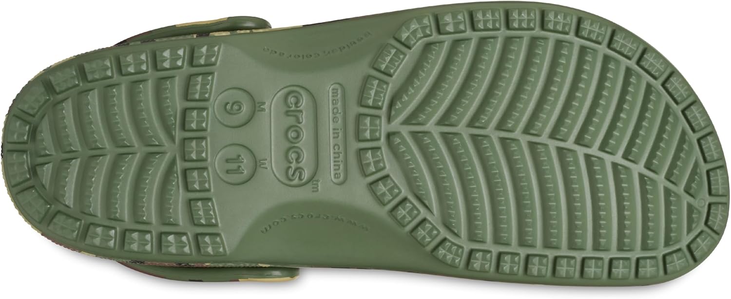 Crocs, Unisex, Classic Clog Seasonal Graphic, Army Green Camo, Men 6, Women 8, Medium - Image 5