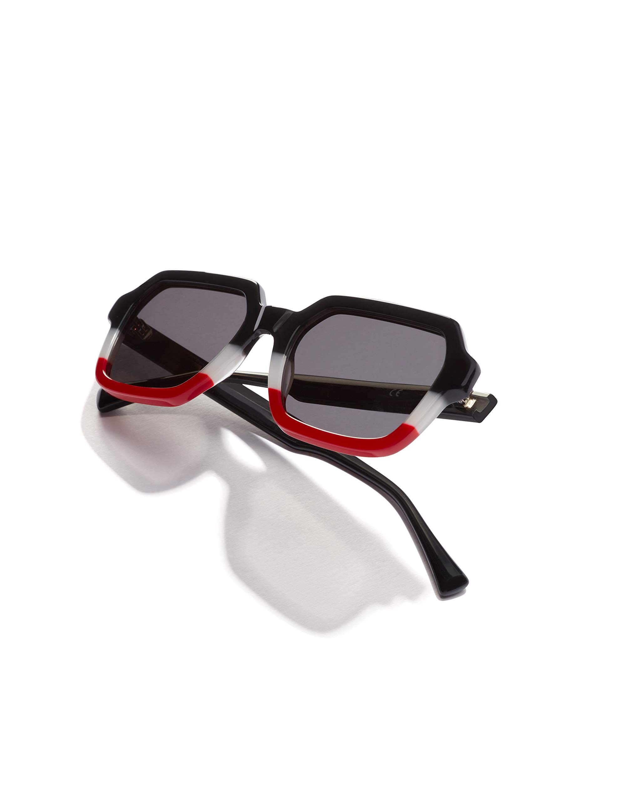 HAWKERS · Gafas de sol MINIMAL para hombre y mujer.