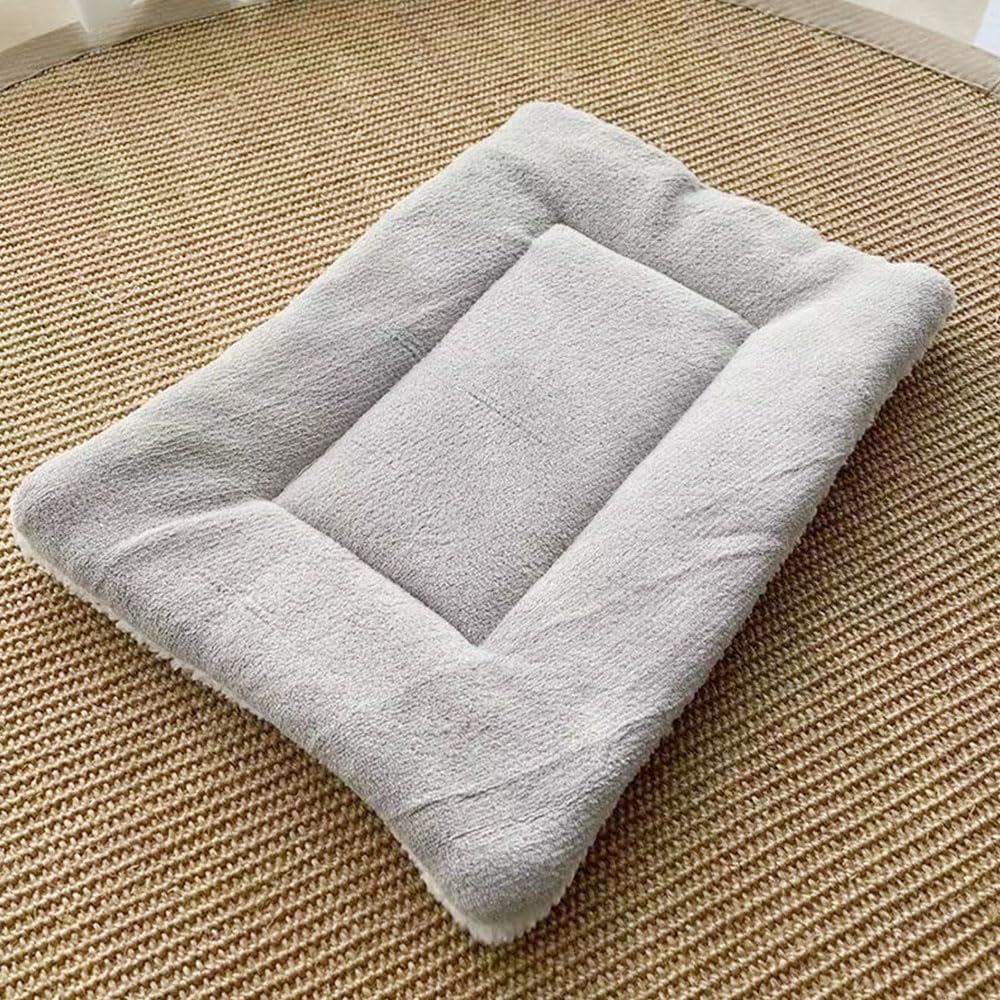 Hiseng Soft Fluffy Dog Bed, Self-Warming Sherpa Cat Bed Washable Simple Solid Color Dog Beds Medium, Short Velvet Anti-Slip Bottom Cat Beds for Indoor Cats (L/65x50cm,Grey)
