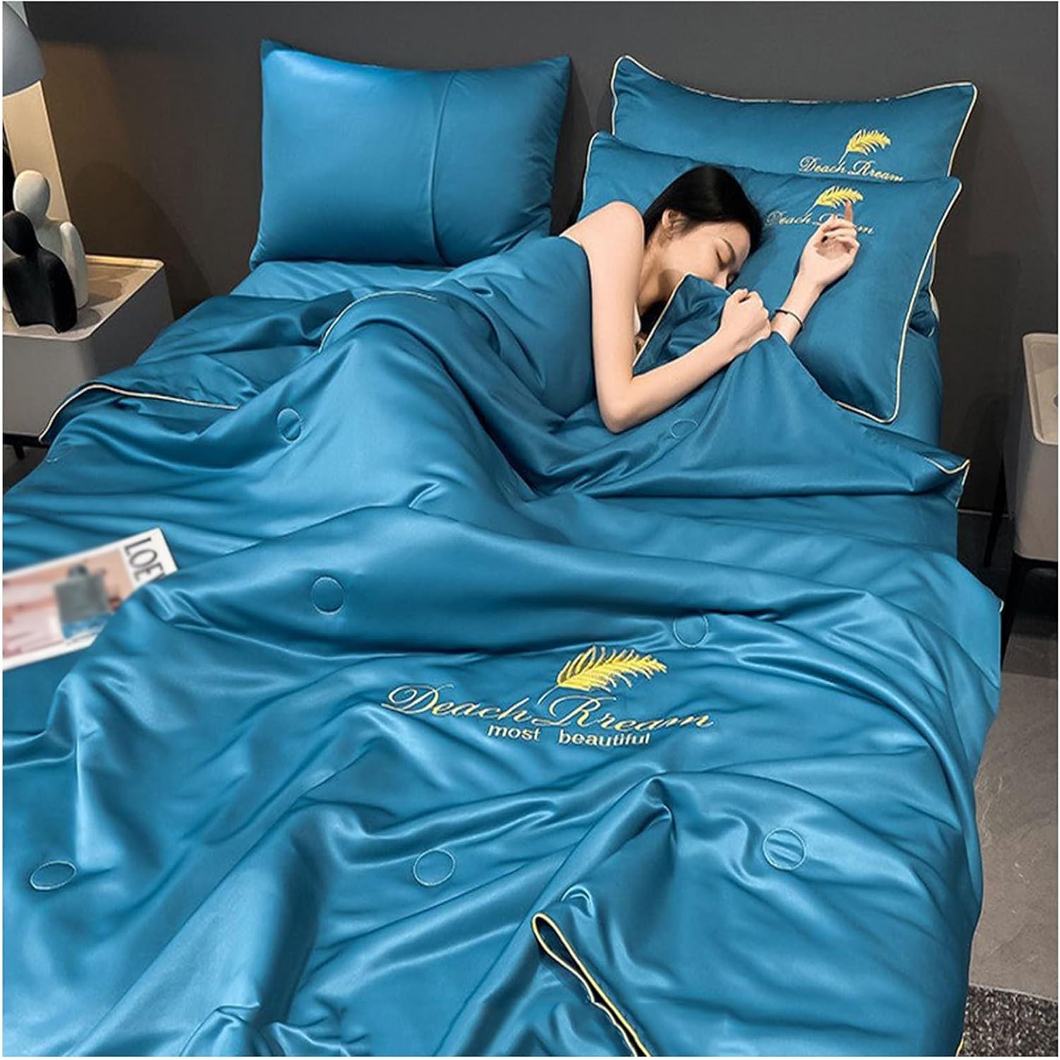 Washable and Light Summer Duvet, Cool and Comfortable Ice Silk Washable Air Conditioning, Embroidered Ice Silk Summer Quilt (C, 180 x 200 cm)