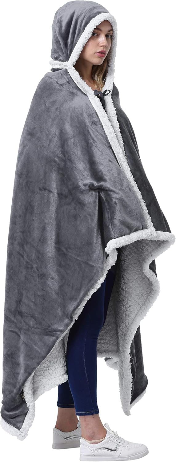 Sherpa poncho with hood Clearance