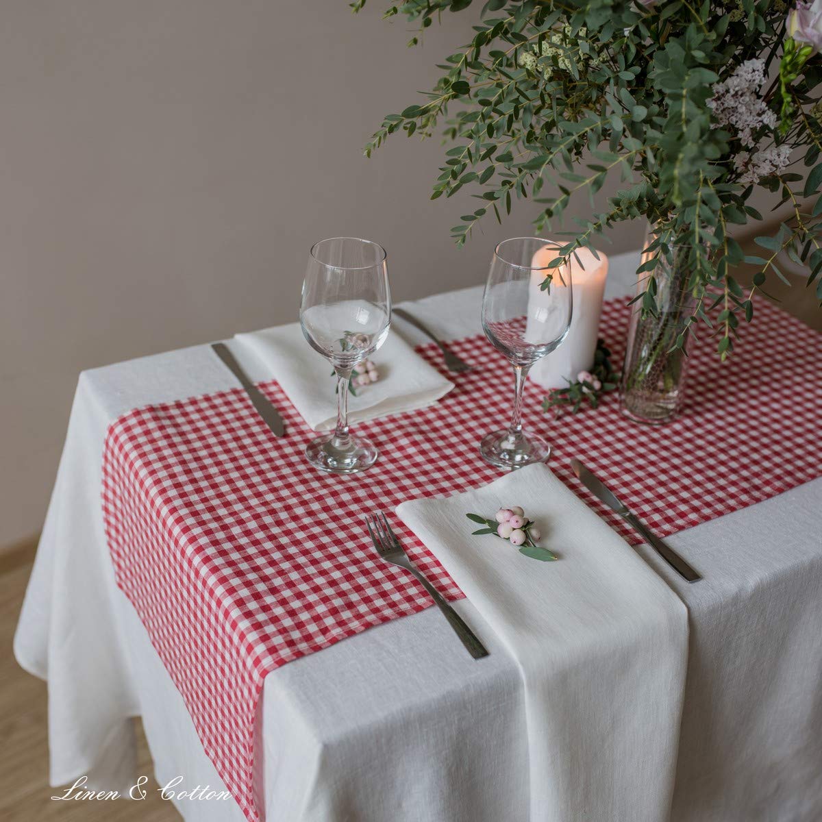 Linen & Cotton Tischläufer Estella - 100% Leinen, Weiß Rot, 40 x 300 | Stoff Tischdekoration Tischwäsche, Kariert Läufer Tisch Esstisch für Küche Haus Landhaus Festival Event Frühling Ostern