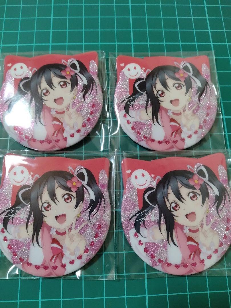 矢澤にこ 中国 ローソン 猫缶 矢澤にこ 缶バッジ 中国 ローソン