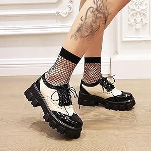 【2plan】Antique round shoes Amazon.com | Women's Vintage Lace Up Oxfords Wingtip Mid