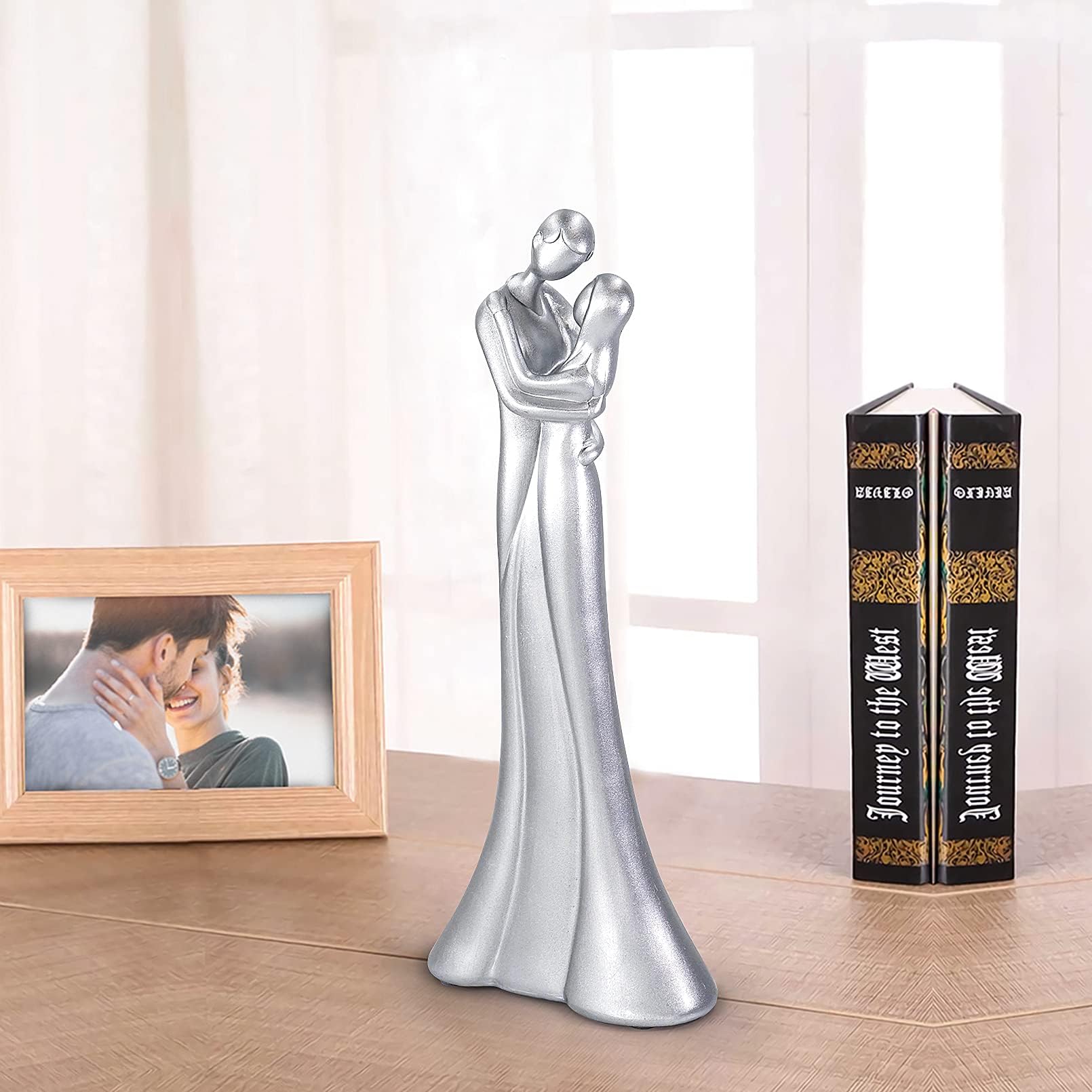 DreamsedenModern Couple Sculpture, Romantic Her and Him Hugging Figurine Gifts for Anniversary, Wedding, Table Decoration, Silver