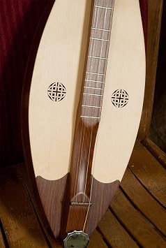 Roosebeck Grace Mountain Dulcimer 4-String Vaulted Fretboard Spruce Knotwork
