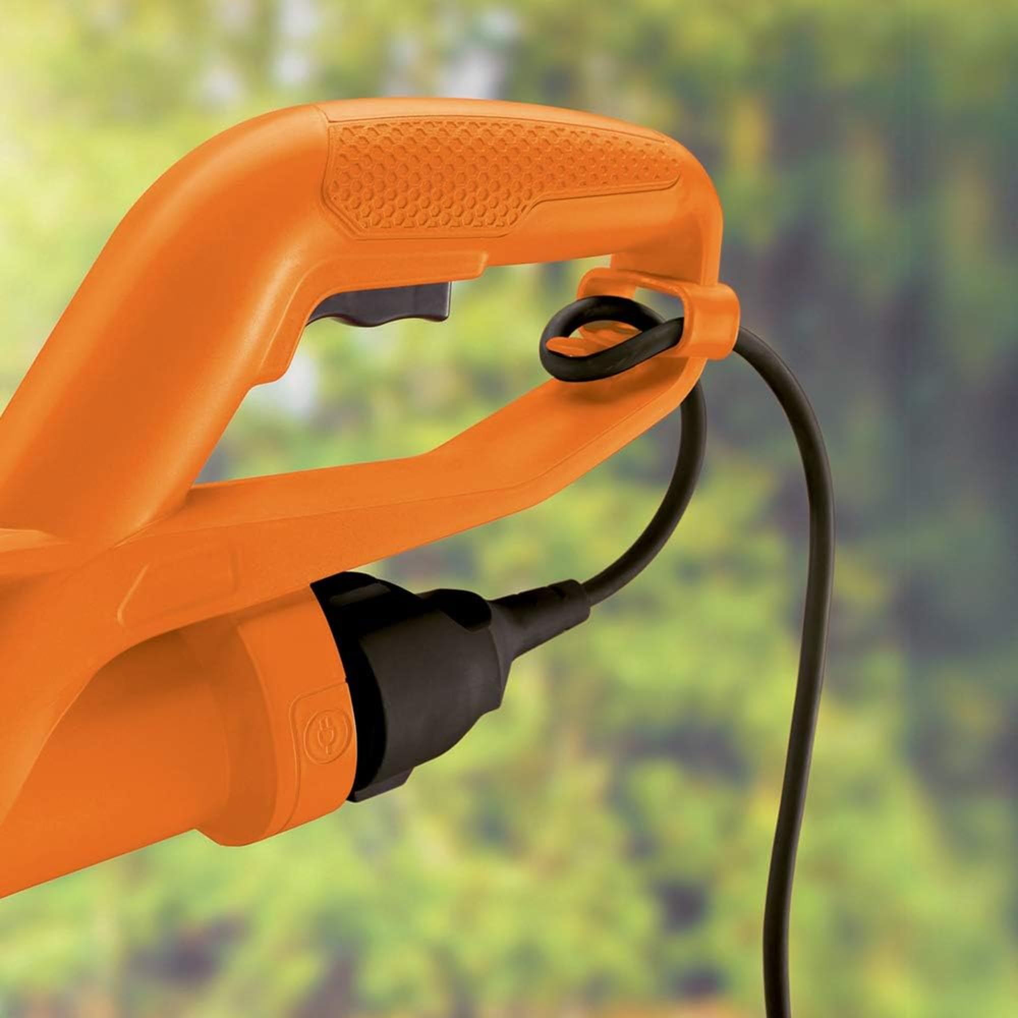 BLACK+DECKER Grass Trimmer - Powerful & Lightweight -4 BLACK+DECKER Grass Trimmer - Powerful & Lightweight -4