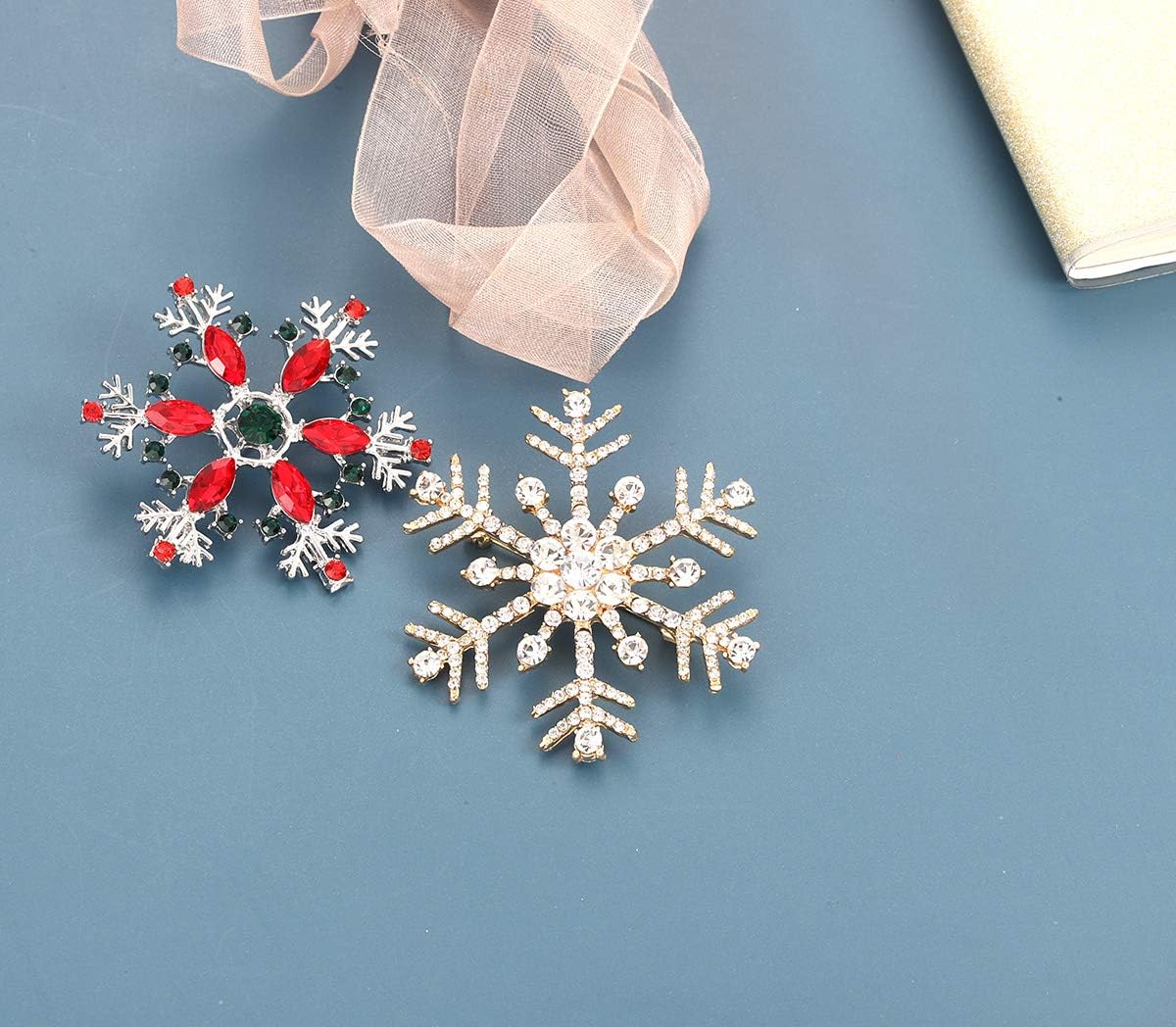 Christmas Snowflake Brooches for Women Xmas Crystal Brooch Pins Set for Girls Men Christmas Jewelry Gift for Family