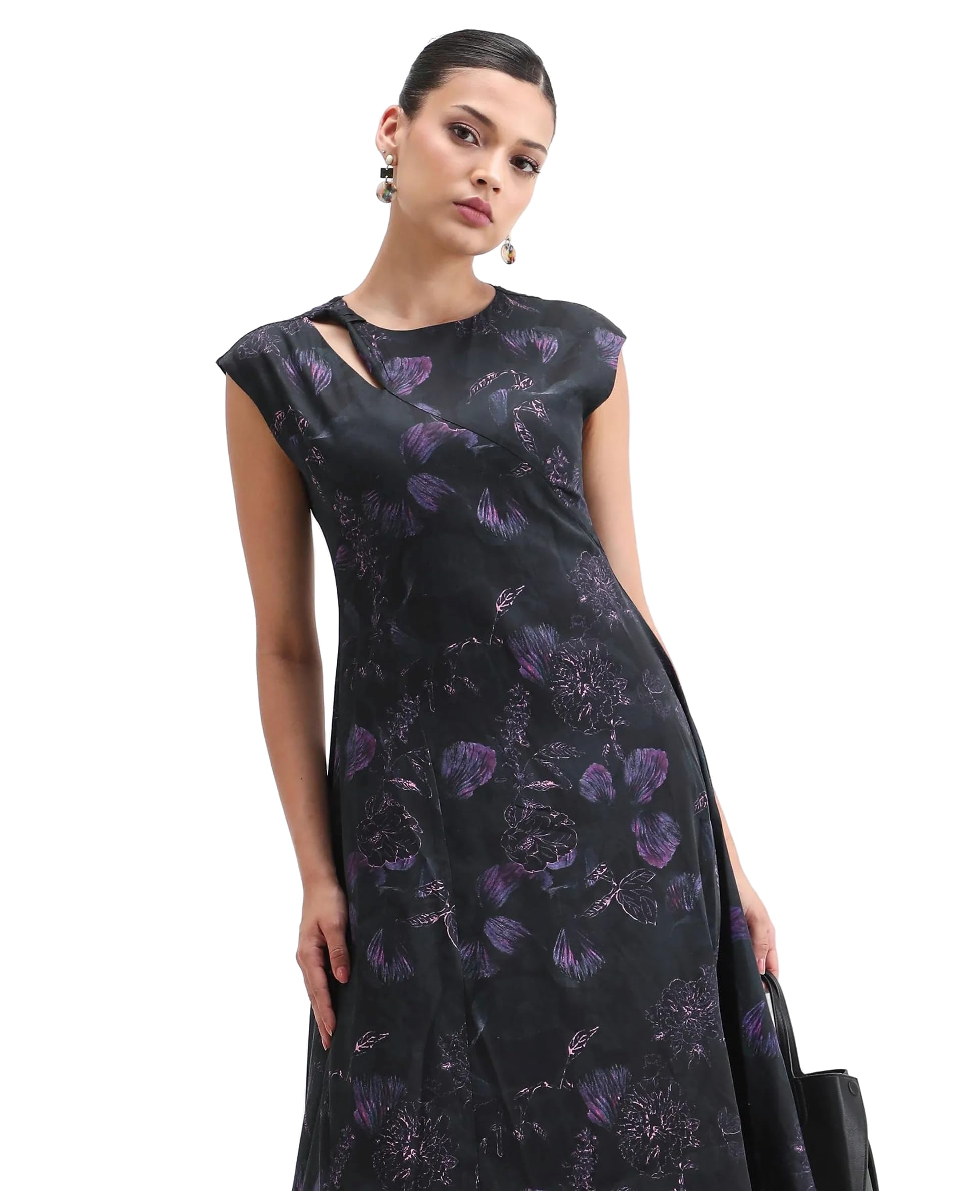 rareism Fit and Flare Floral Black Cotton Blend Round Neck Short Sleeve Dress-picture-38