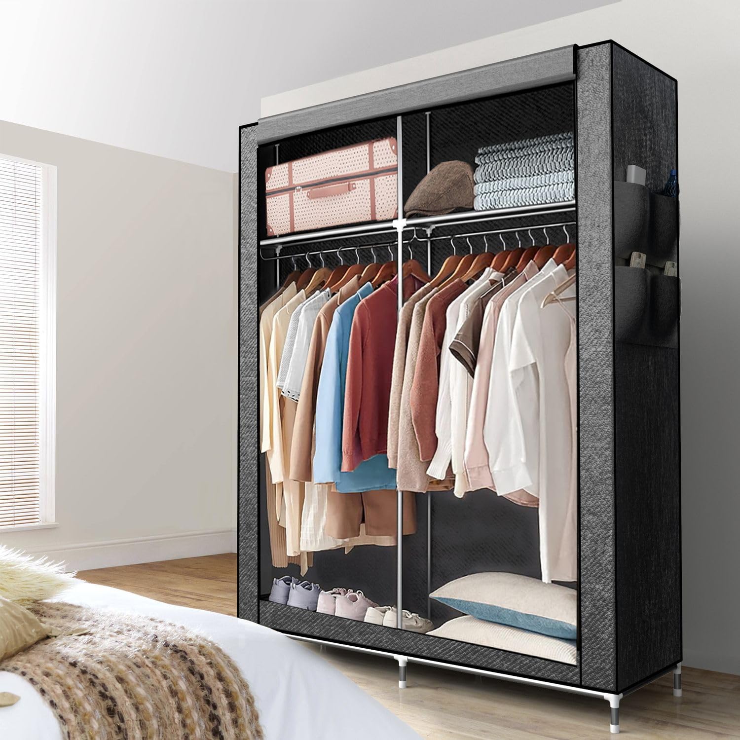 Intirilife Armoire Pliante 108x170x45 cm en Gris Cash - Armoire en Tissu avec Fermeture éclair avec Tringle à vêtements, Poche latérale et Compartiments - Étagère enfichable, Cadre métallique