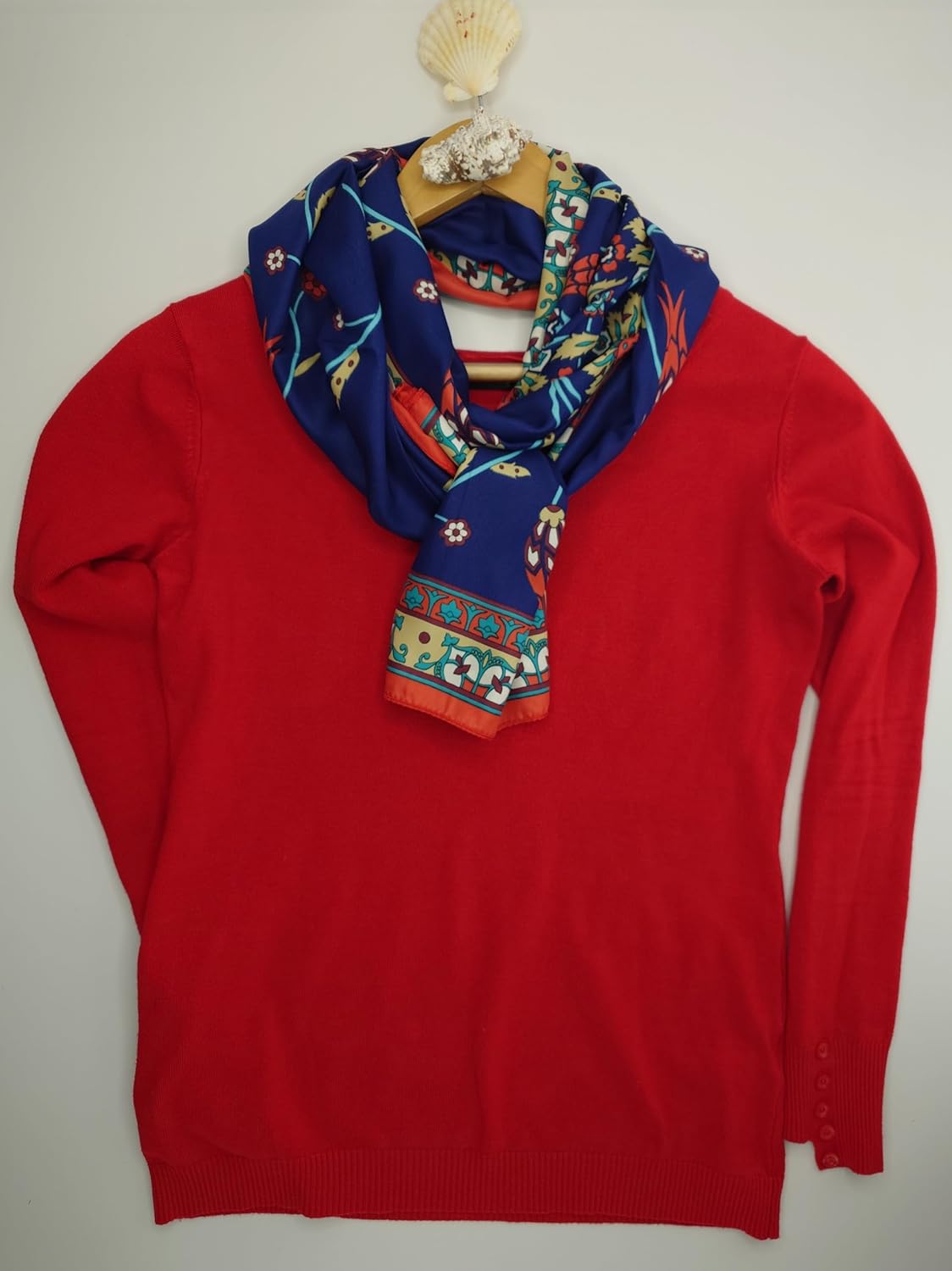 Turkish Scarf - 100% Silk Tulip Design | Luxurious and Comfortable Women’s Scarf