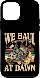 We Haul At Dawn ラクーン 郵便配達 夜勤。 スマホケース iPhone 12 mini 用