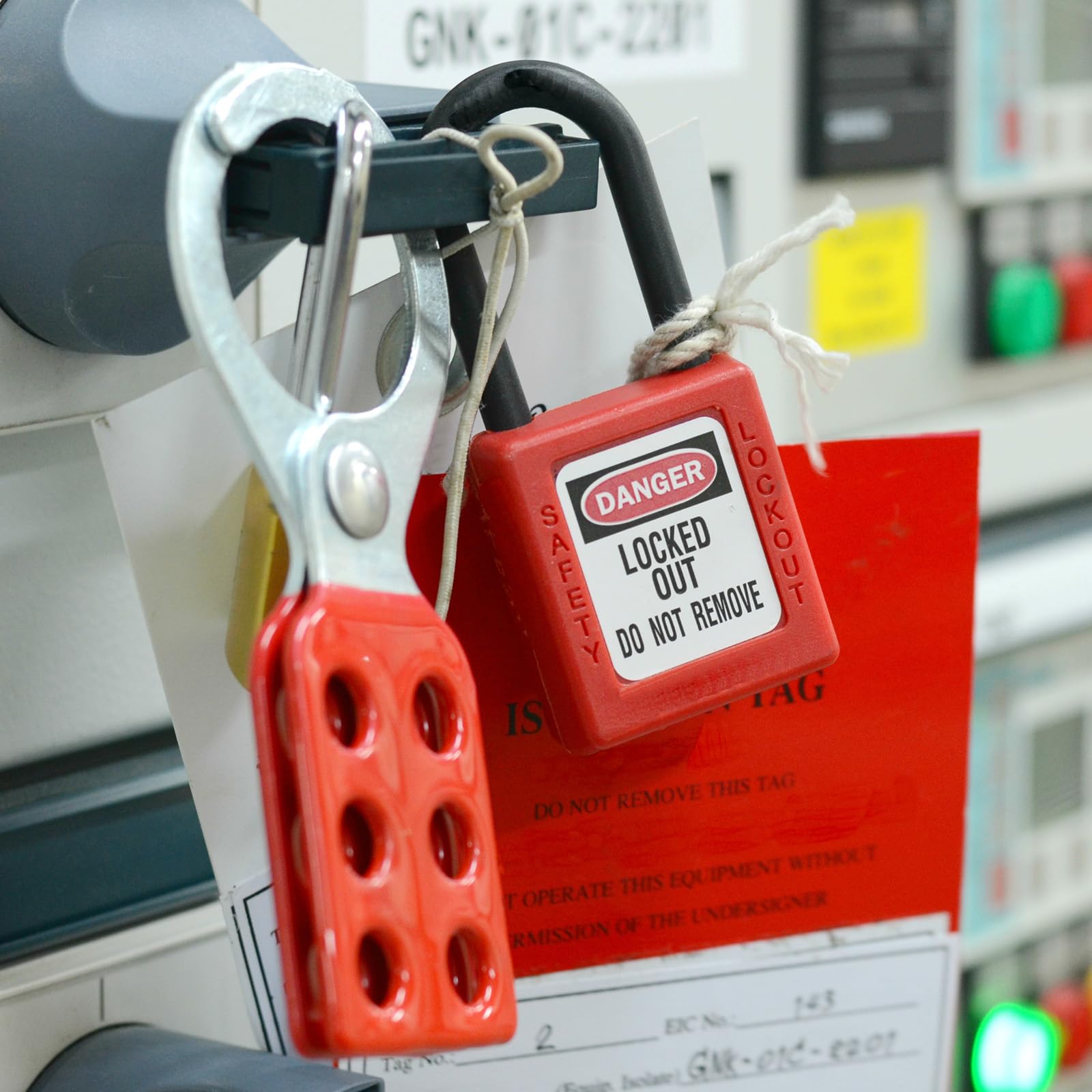 M METERXITY Lockout Tagout Locks - Keyed Different Safety Padlocks, Lightweight and Compact, Apply to Lock Out Tag Out, (38mm, Green) - Image 2