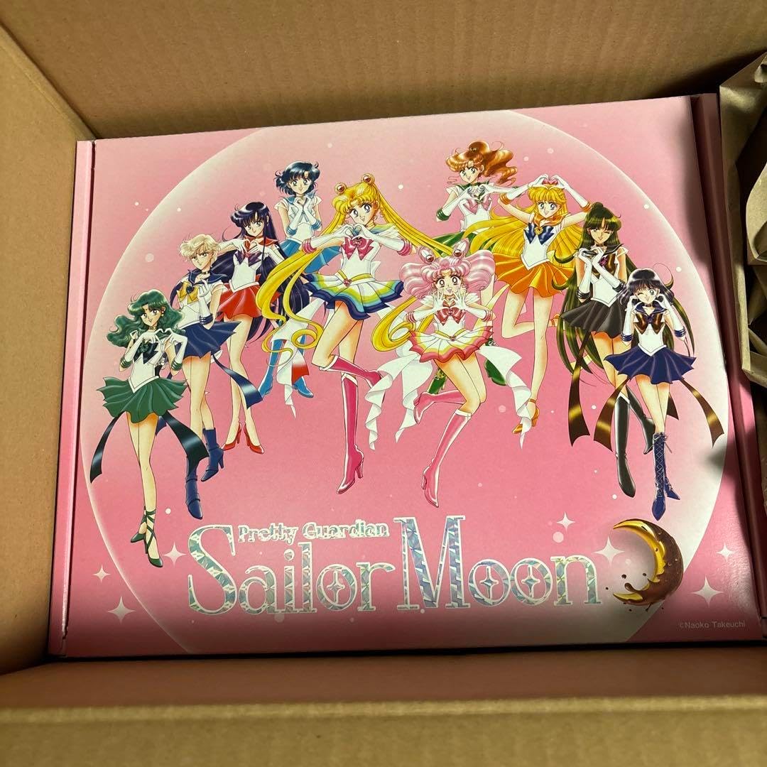 otaku ビューティー 明治 美少女戦士セーラームーン コラボ