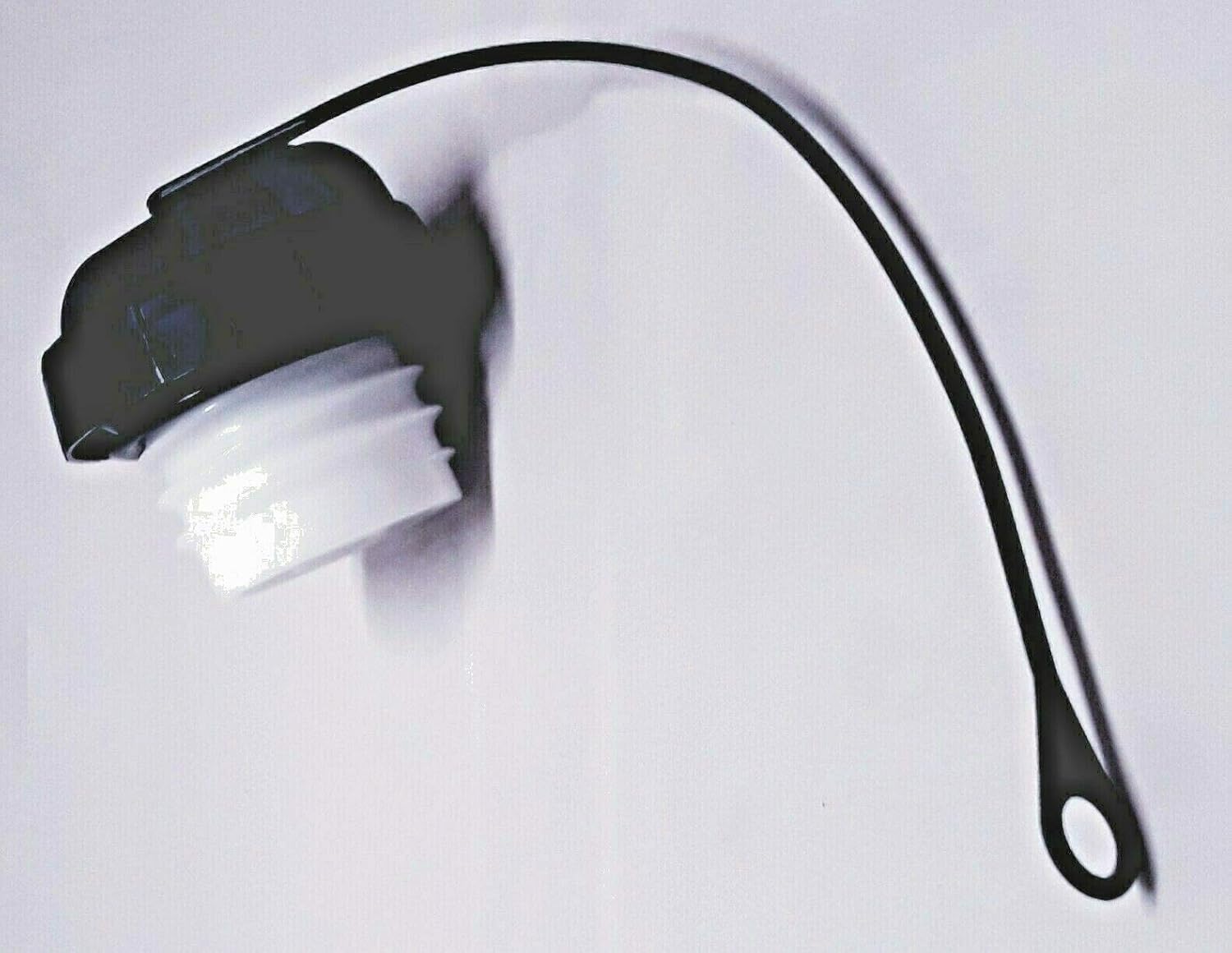 Stant OE Equivalent Tethered Fuel Cap, black Automotive