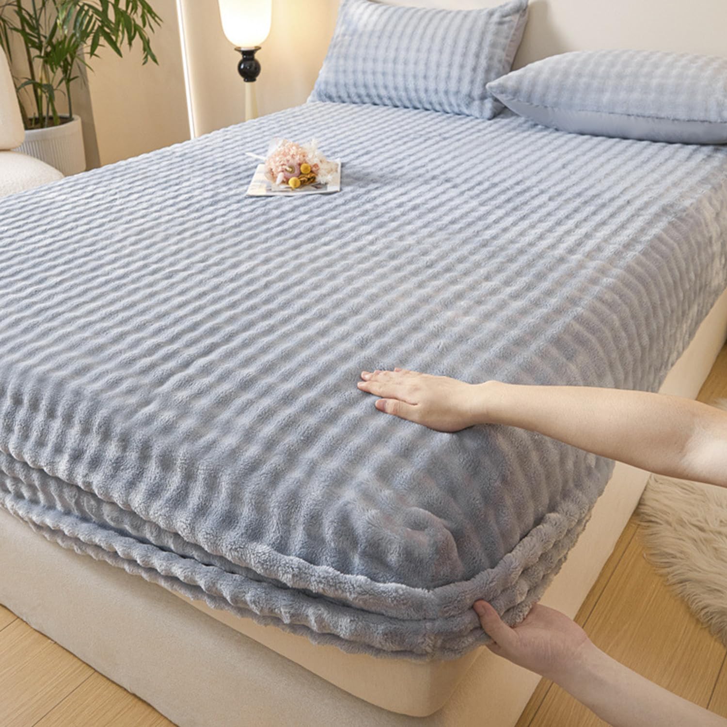 Protector De Colchón De Terciopelo para Queen King Size Suave Cómodo Hoja Montada con Bolsillo Profundo De 11" Cubierta De Colchón con Banda Elástica De 360°,Gris,150 * 200cmQUEEN