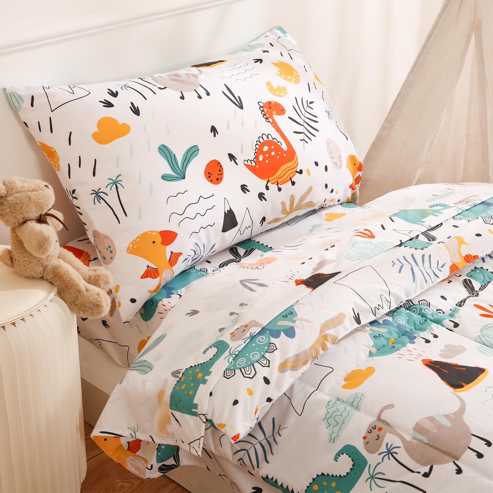 JSD Juego de ropa de cama de 4 piezas para niños pequeños, juego de edredón de microfibra estampado para niñas y niños, incluye sábana encimera, sábana bajera, edredón acolchado y funda de almohada | Juego de edredón de 4 piezas Bed-in-a-Bag, de microfibr
