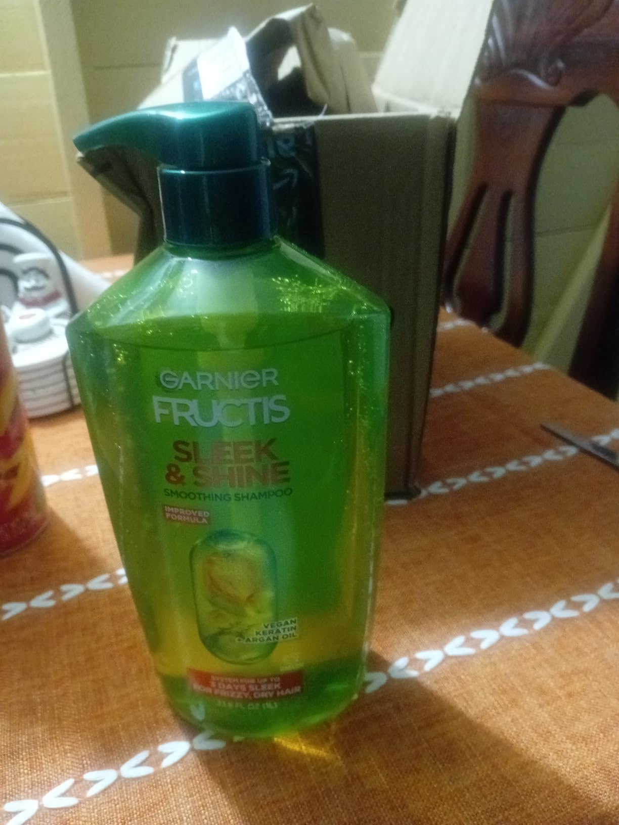 Garnier Fructis Sleek & Shine Shampoo, Frizzy, Dry, Unmanageable Hair, 22 fl. oz.(Packaging May Vary)