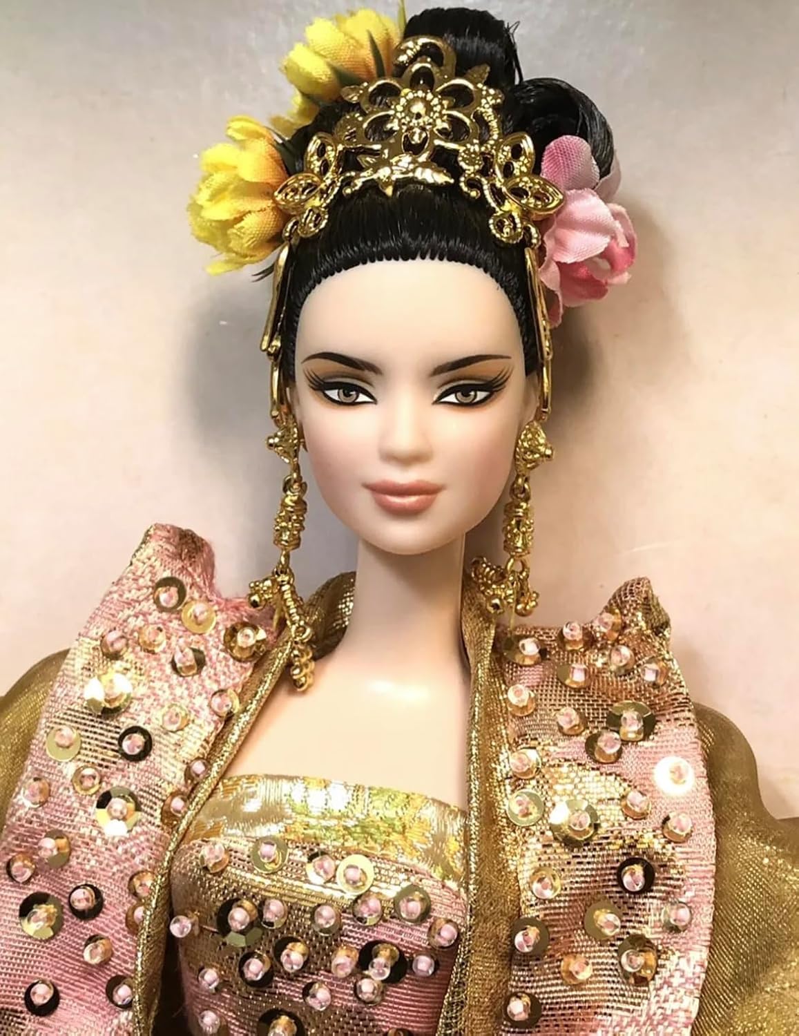 Barbie Emperatriz de la Flor Dorada Muñeca Edición Limitada 4700 o