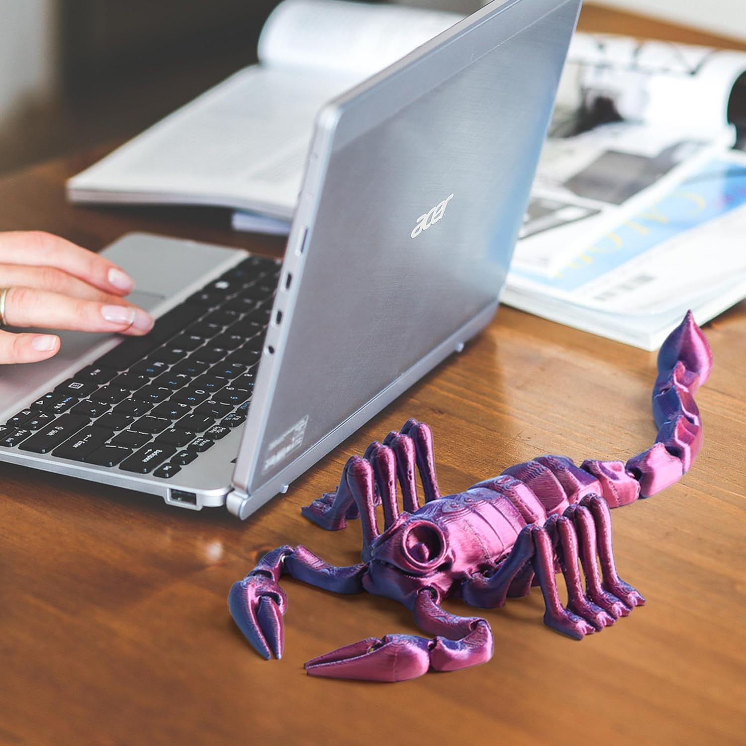 3D Printed Articulated Scorpion Toy for Kids - Realistic Flexible Joints Eco-Friendly PLA Material 3D Animal Figure for Gifts（red Blue） image 5