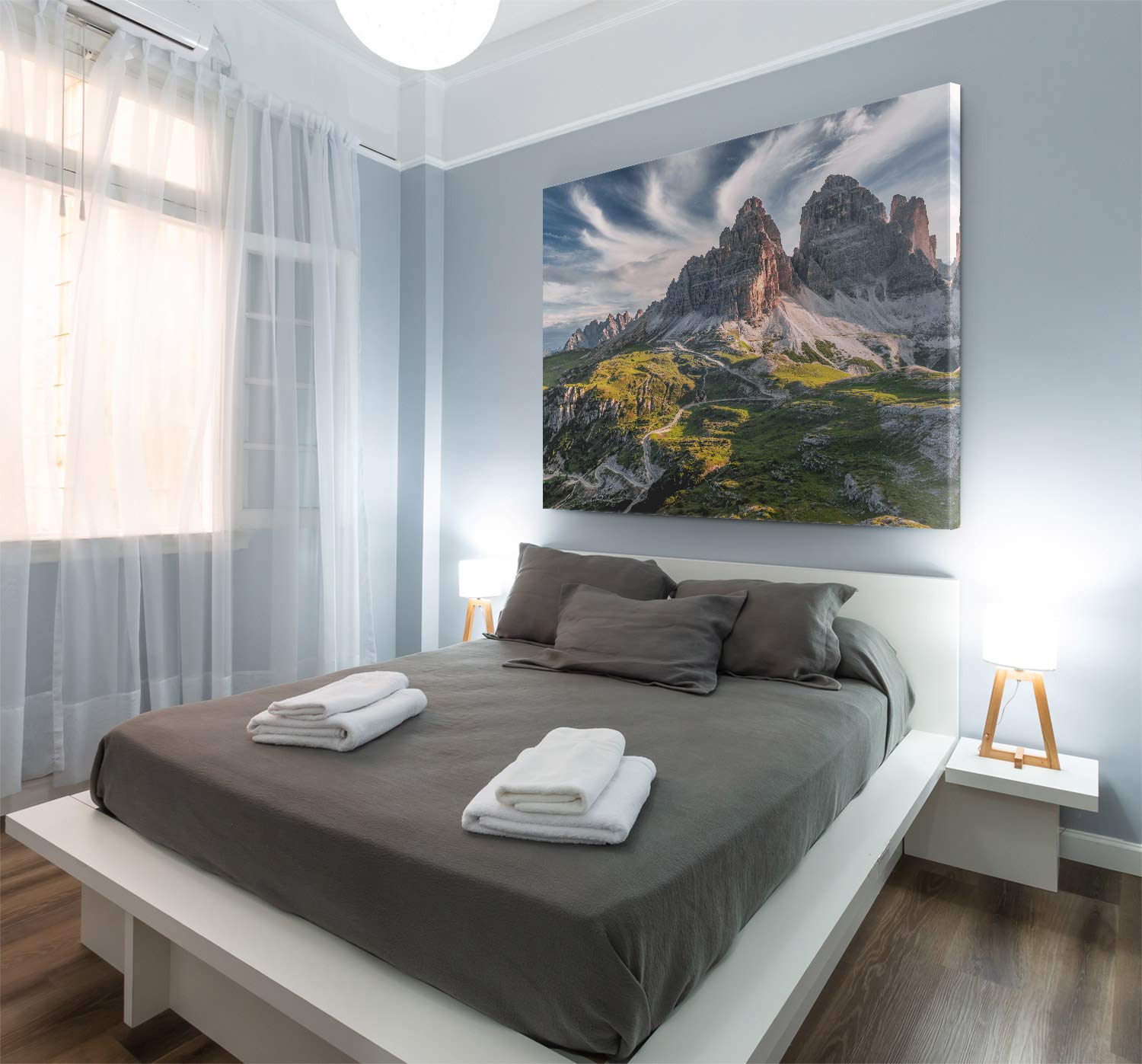 Atemberaubendes Berg Bild Dolomiten, 3 Zinnen Südtirol - als 90x60cm große XXL Leinwand. Wandbild als Hintergrund und Deko für Wohnzimmer & Schlafzimmer. Fertig aufgespannt auf 4cm Holz-Keilrahmen