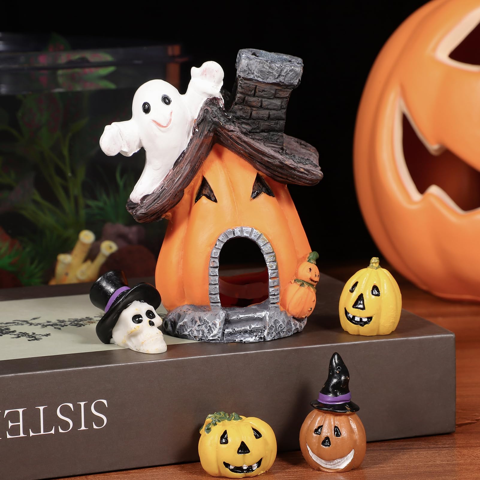 Cabilock Figurines d'halloween en Résine 15 Pièces Miniatures Citrouilles Fantômes Ornements pour Aquarium Décorations De Jardin pour Fêtes D'Intérieur Et Célébrations Effrayantes