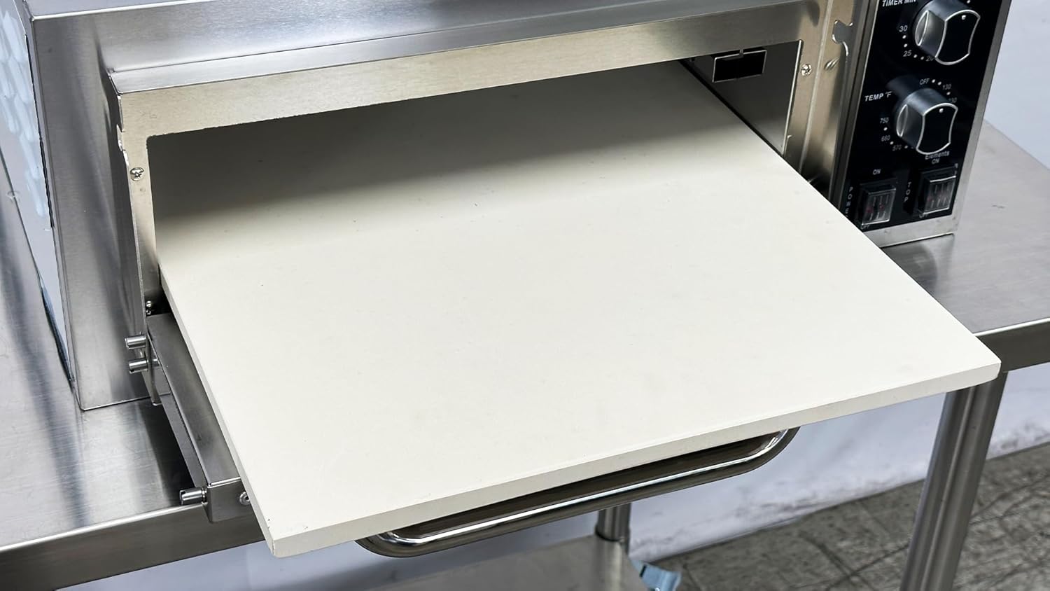 Commercial Single Zone Pizza Oven, 16-Inch, 1700W, Stainless Steel with Double Glass Door, 150-750°F Temperature Range ETL FP-16A