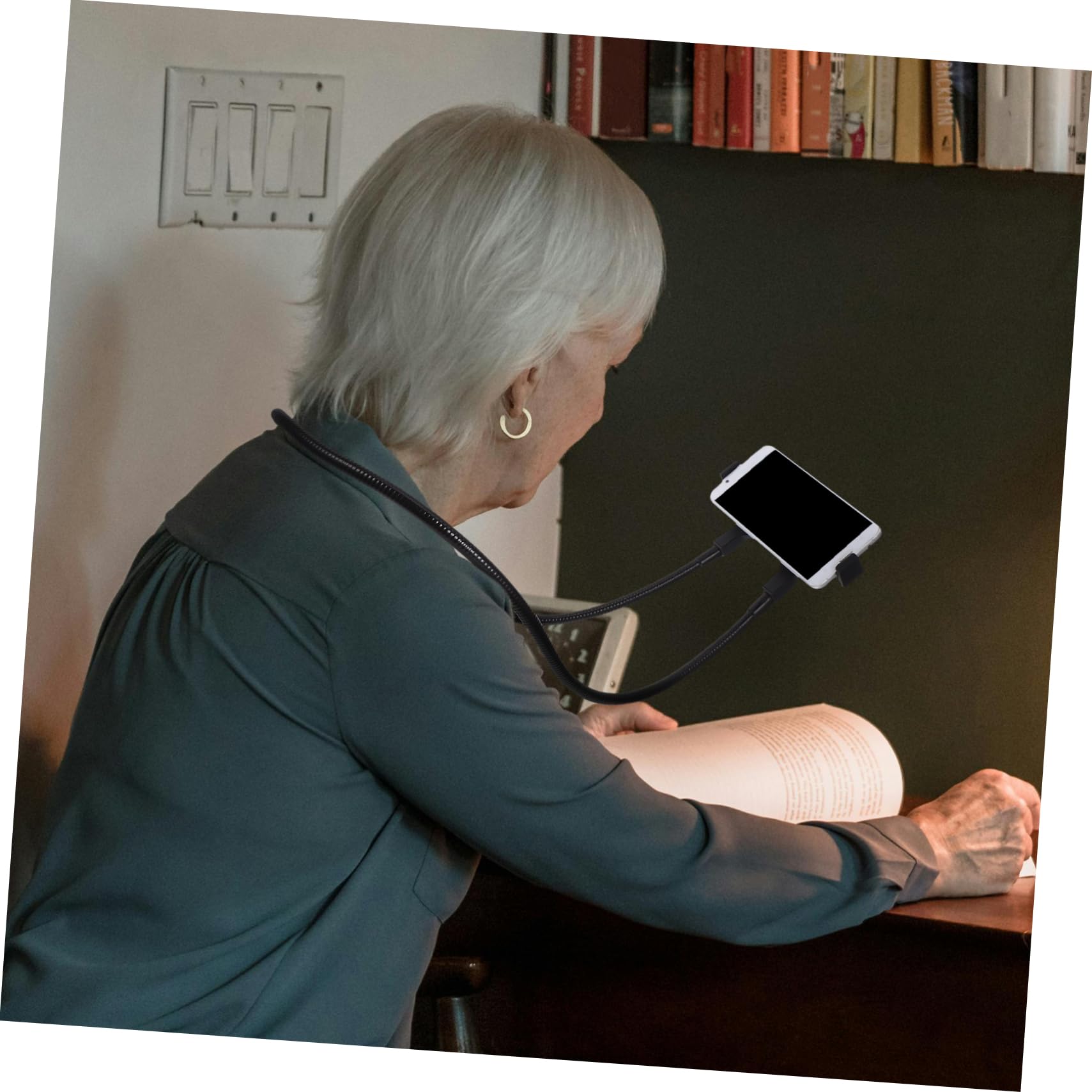 UPKOCH Soporte para Teléfono Móvil con Cuello y Brazo Flexible Compatible con Smartphones y Tablets De Oficina Cocina y Ejercicio Color Aleatorio